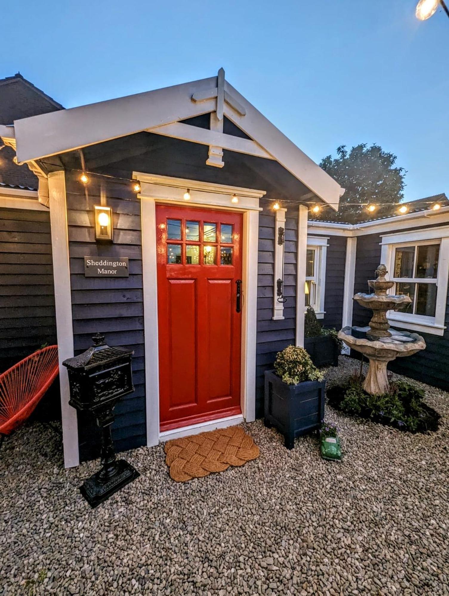 Sheddington Manor - 2 Bedroom Guest House & Cinema Belfast Exteriör bild
