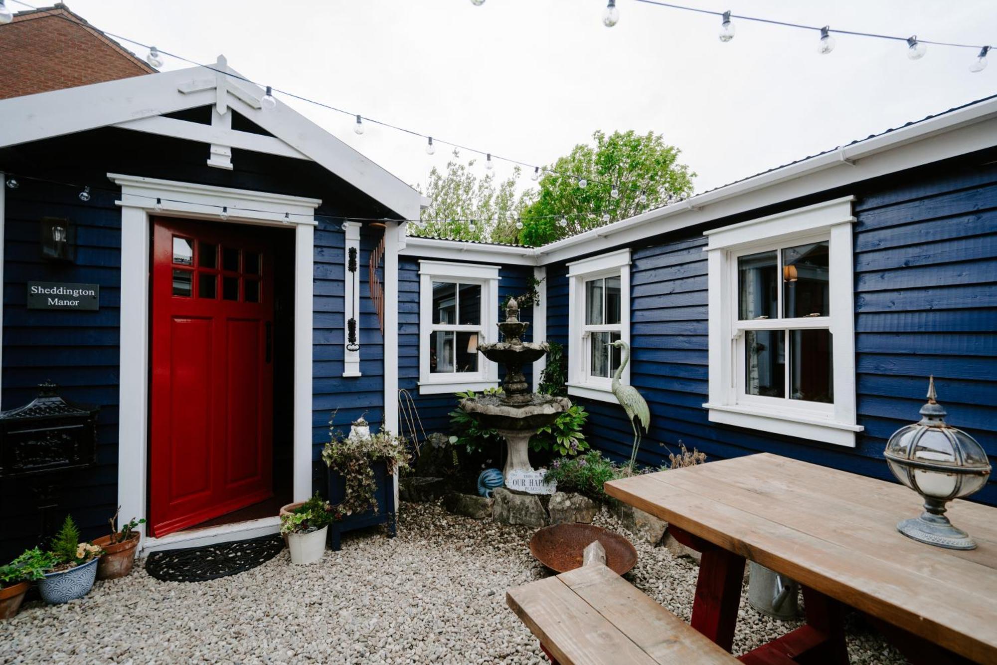 Sheddington Manor - 2 Bedroom Guest House & Cinema Belfast Exteriör bild